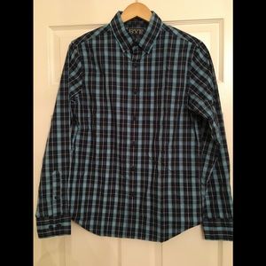 NWT Men's  Plaid button down shirt
